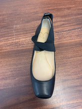 SIZE 6.5 JESSICA SIMPSON Flats
