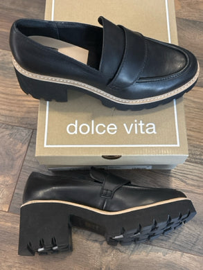 SIZE 8.5 DOLCE VITA Loafers
