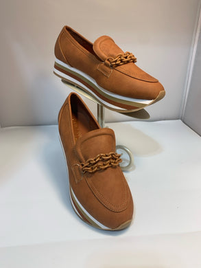 SIZE 8 COCONUTS BY MATISSE Loafers