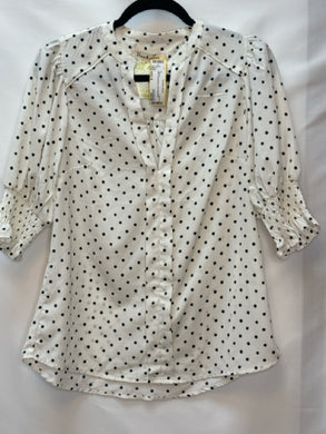 SIZE M VINE AND LOVE Blouse