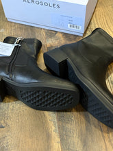SIZE 8.5 AEROSOLES Boots