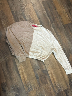 SIZE M PHILANTHROPY SWEATSHIRT