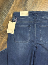 SIZE 6 NYDJ Jeans
