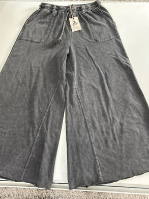 SIZE M EASEL Pants