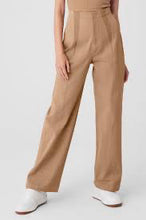 SIZE S ALO Beige Pants