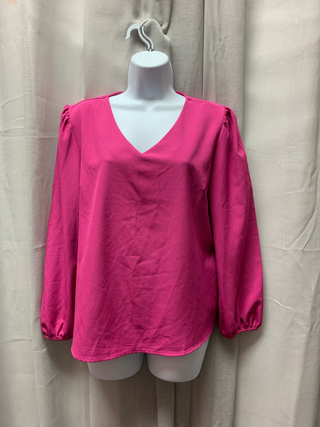 SIZE M MICHELLE MCDOWELL Tops