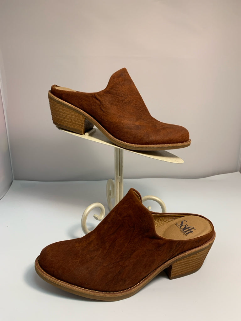 SIZE 6.5 sofft Booties