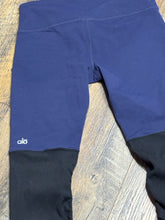 SIZE M ALO Active Bottoms