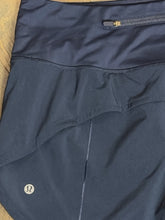 SIZE 6 LULULEMON Active Bottoms