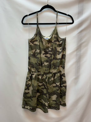 SIZE L 143 STORY Rompers