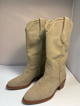 SIZE 6.5 MIA Boots