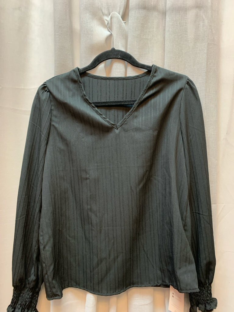 SIZE M EMERY ROSE Tops