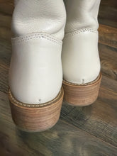 SIZE 7.5 STEVE MADDEN Boots