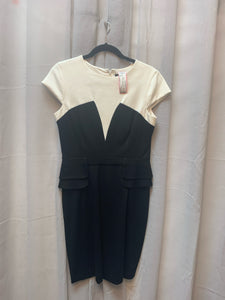 SIZE 8 CYNTHIA STEFFE Dress