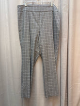 SIZE 22 AVENUE BLK GRY Pants