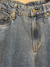 SIZE 6 SCOOP MEDIUM WASH Jeans