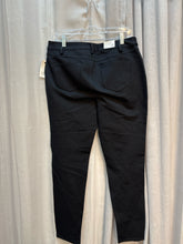 SIZE 10 CROWN & IVY Black Pants