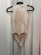 SIZE S HERA Taupe Tops