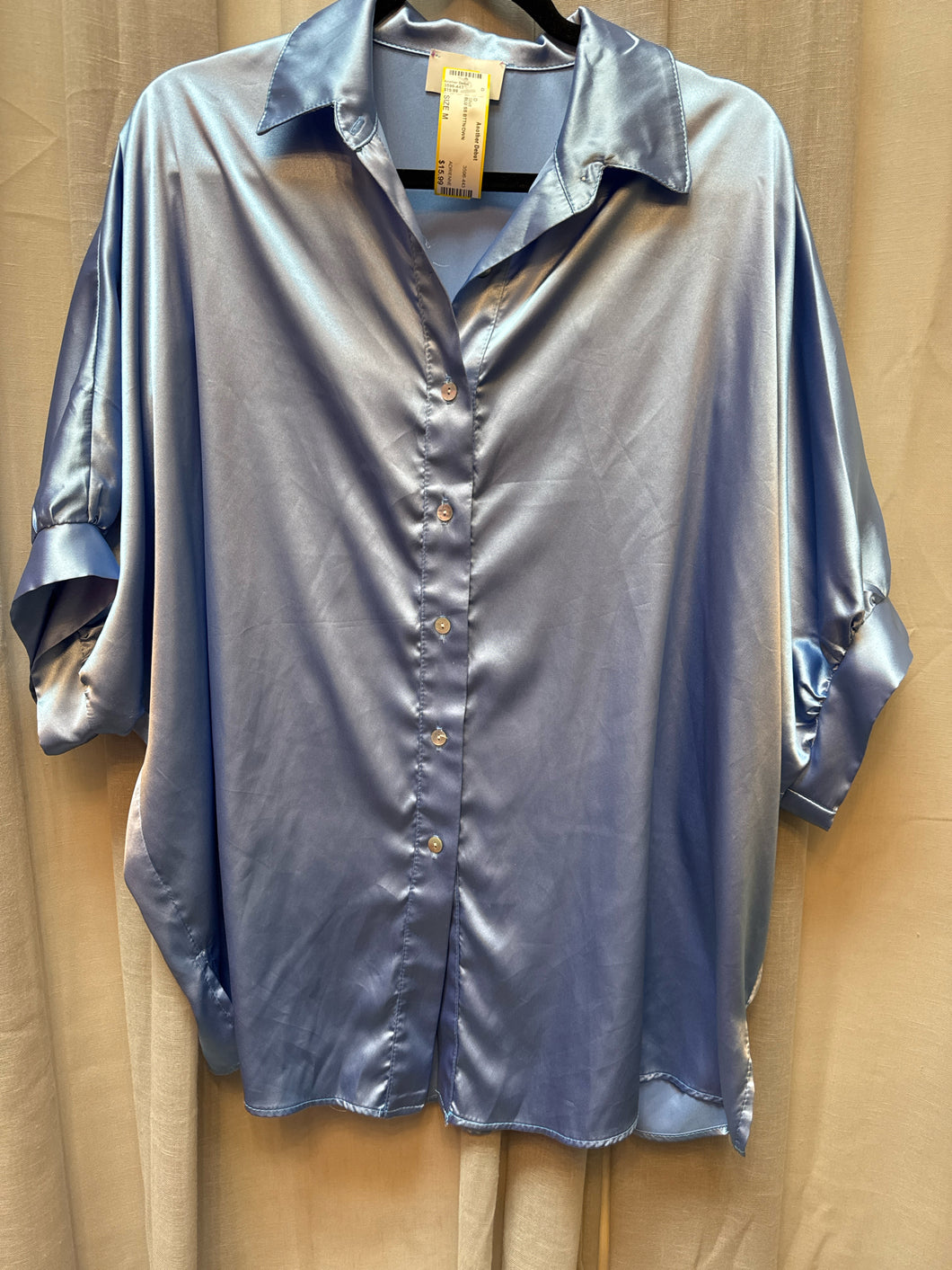SIZE M ADRIENNE Shirt