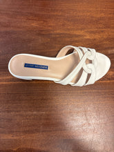 SIZE 7 STUART WEITZMAN Sandals
