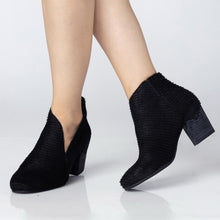 SIZE 9 ANTELOPE Booties