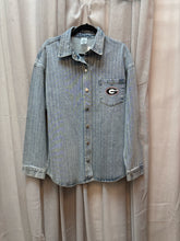 Women Size XL LIGHT WASH SHACKETS