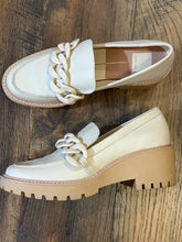 SIZE 8.5 DOLCE VITA Loafers