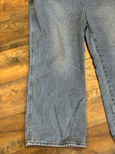 SIZE L LISTICLE Jumpers